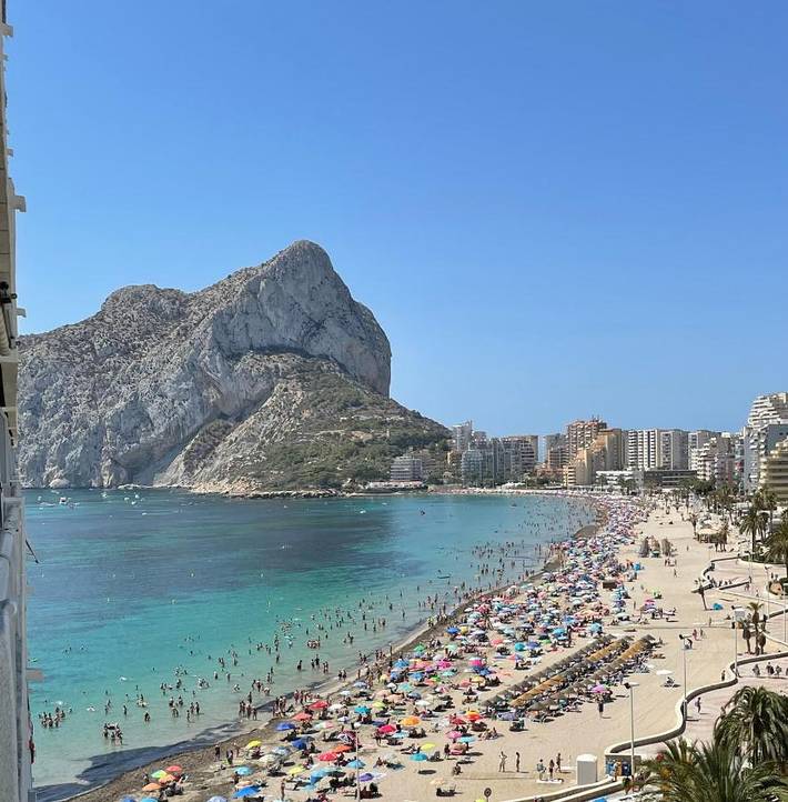 Appartement de vacances pour 2 personnes, avec terrasse et piscine ainsi que bassin pour enfant et vue