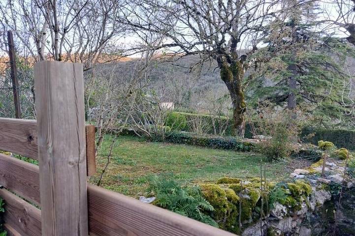 Gîte pour 2 personnes, avec balcon et jardin ainsi que jacuzzi et piscine, animaux acceptés à Bruniquel - 4