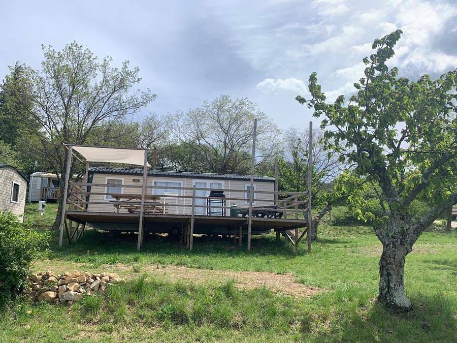 Camping La Résidence d'été - Mobile home 8 persons - Cottage Prestige Famille Clim - 35 m² - 3 bedrooms - 6/8 pers - air conditioning & plancha in Saint-Remèze, Privas