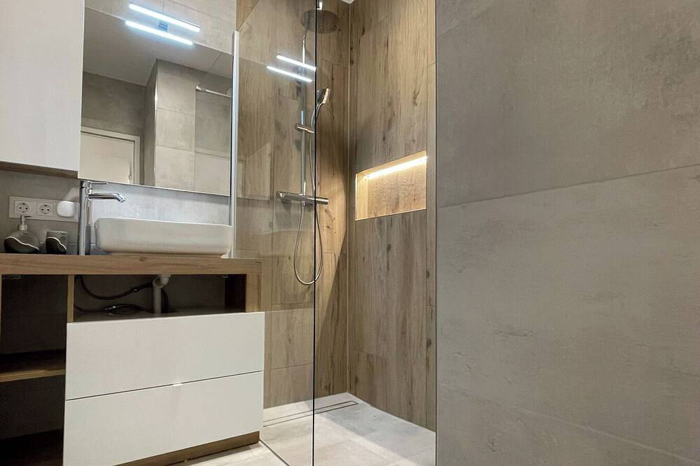 Ganze Wohnung, Apartment Famli Relax Bergseetraum in Treffen am Ossiacher See, Gerlitzen
