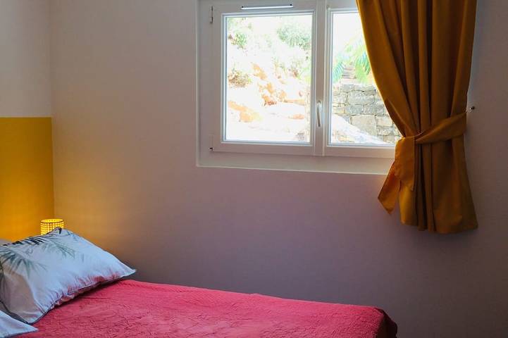 Ganze Wohnung, Für 2 - 4  Personen \"Gîtes de France\" 180° Meerblick Garten, 2 Terrassen Wifi in Carqueiranne, Mittelmeerküste (Frankreich)