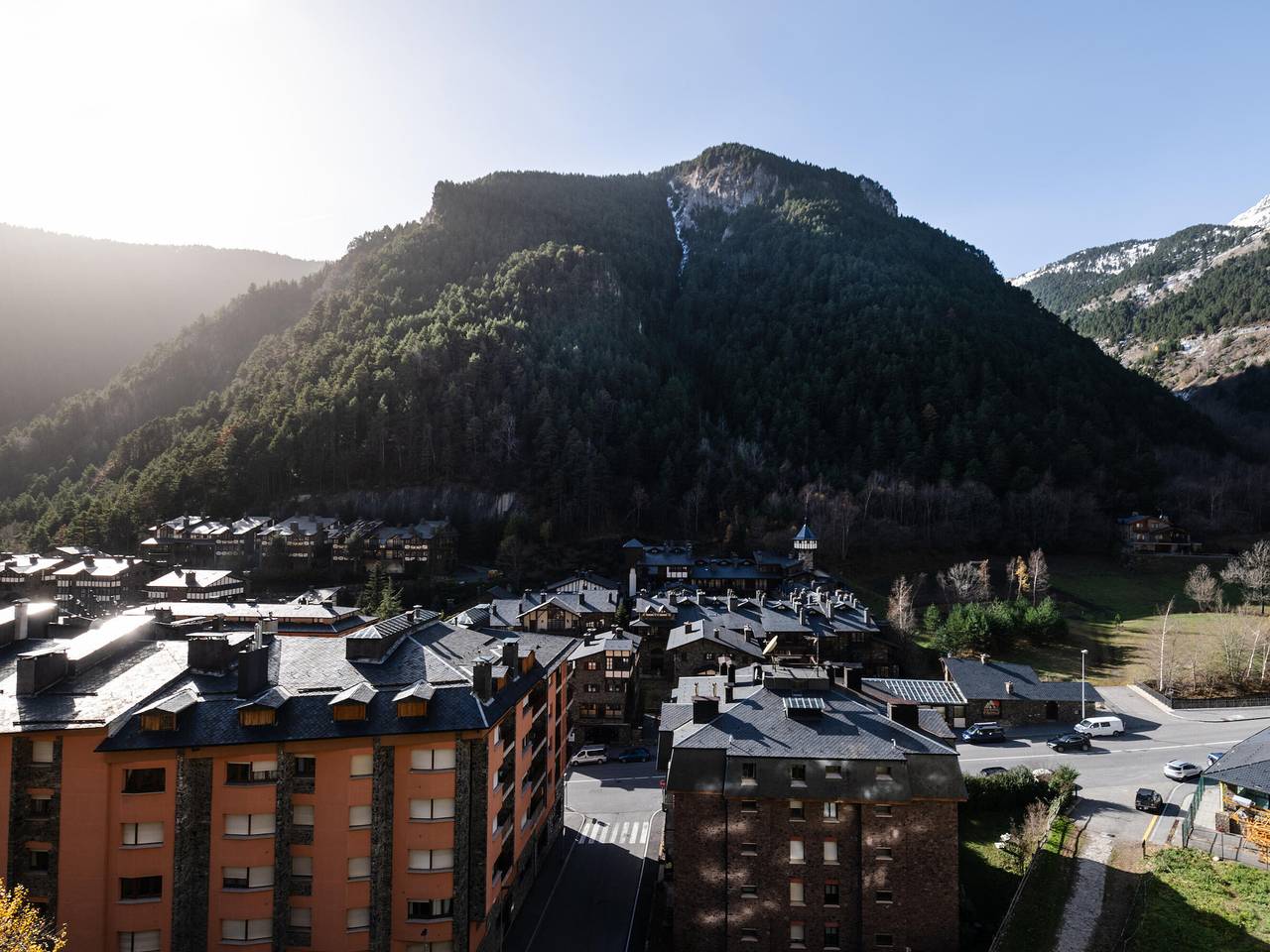 Modern Apartment Arinsal 2 Bedrooms, 4 Pers, Parking Included, foto 14