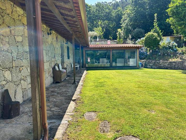 Casa rural para 5 personas, con Terraza y Jardín además de Piscina y Vistas en Amares - 3