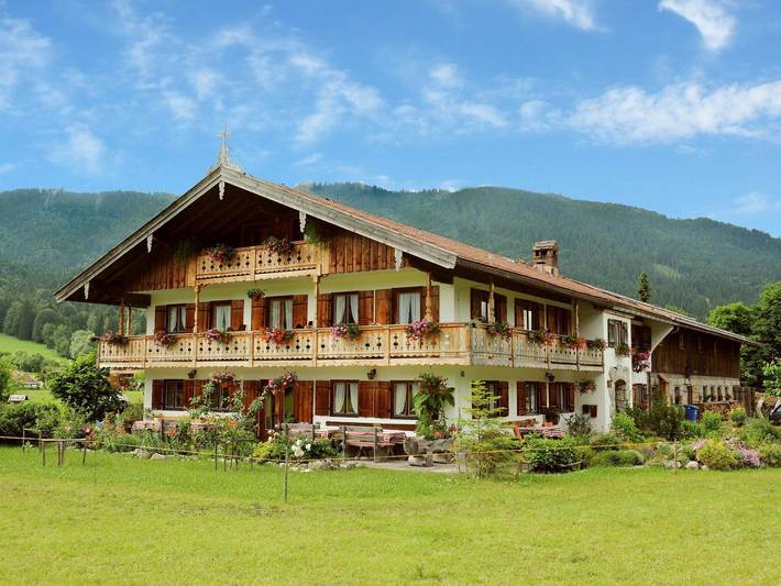 Ferienhaus für 2 Personen, mit Balkon und Garten sowie Ausblick in Kreuth