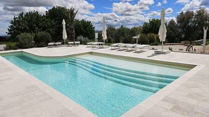 Villa für 2 Personen, mit Pool und Garten in Marche