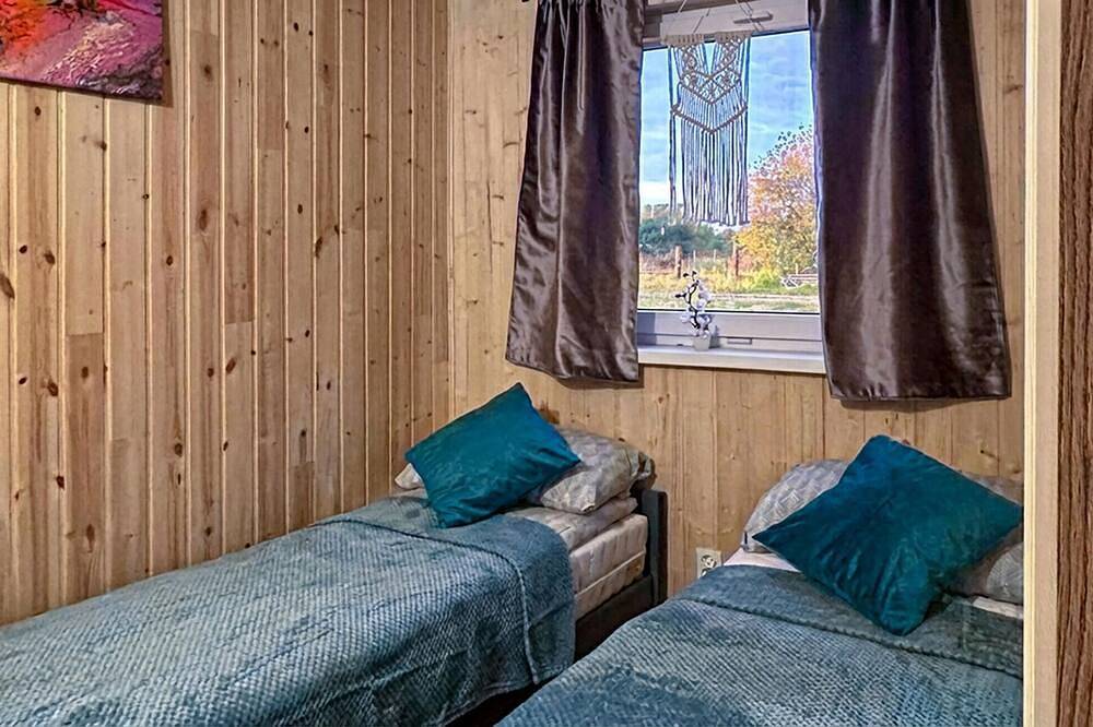 Nice home in Brzuze with heated swimming pool in Kuyavian-Pomerania