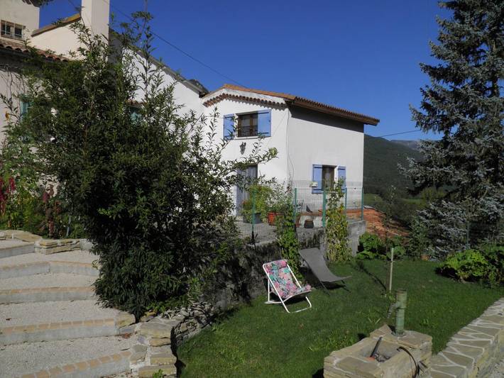 Gîte für 4 Personen, mit Garten in Alpes-de-Haute-Provence