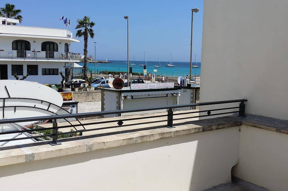 Entire apartment, Otranto: Apartment 50 meters from the sea in Otranto, Otranto region