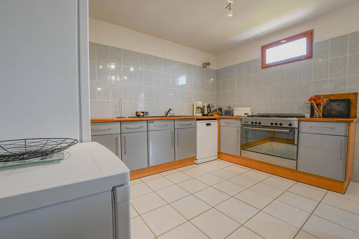 Gîte pour 12 personnes, avec jardin et terrasse dans Yonne - 3