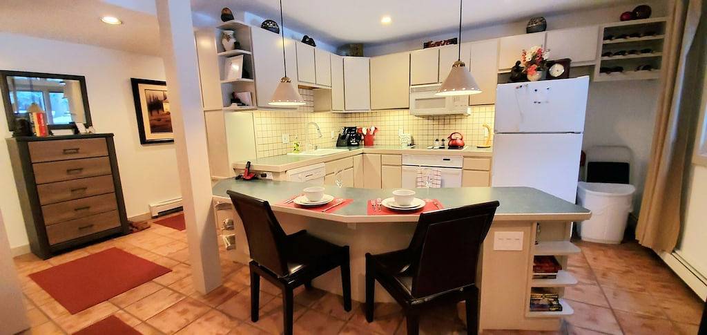 Ganze Wohnung, Raus aus der Hitze und rein in die Berge für den Sommer! in Vail Ski Resort, Vail