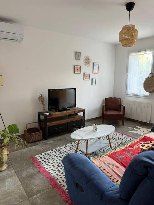 Gîte pour 4 personnes, avec terrasse et vue, animaux acceptés à Mimet - 3