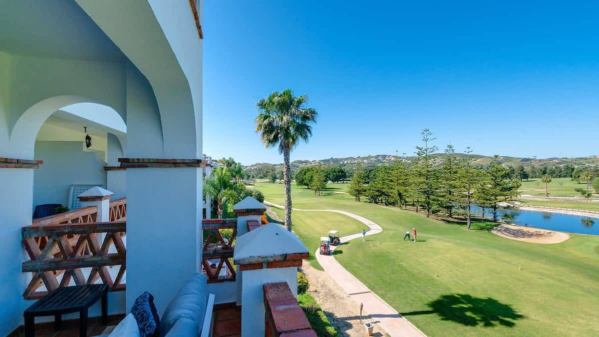 Geheel appartement, Golfer's dream apartment by Costarentals in Mijas Golf, Mijas