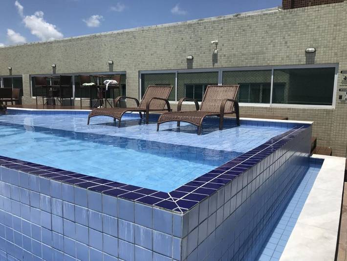 Casas e apartamentos de temporada para 3 pessoas, com vista e terraço e ainda piscina em Cabedelo
