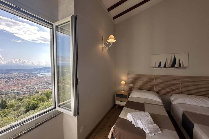 Ferienwohnung für 10 Personen, mit Garten und Whirlpool in La Spezia - 4