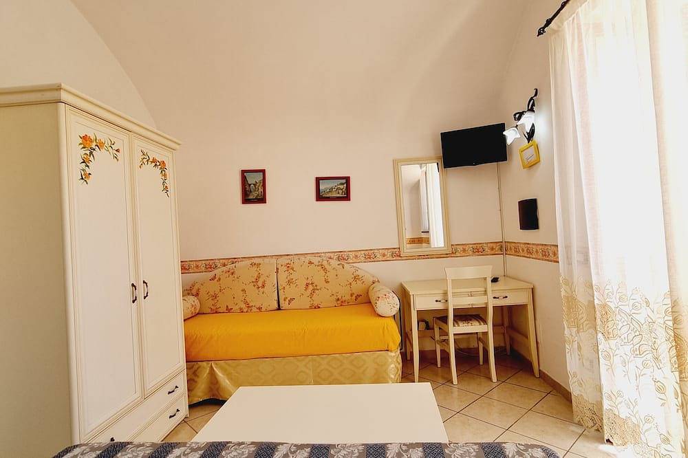 Ganze Wohnung, Il Rifugio Di Ela 'Apartmentgarten. in Furore, Amalfiküste
