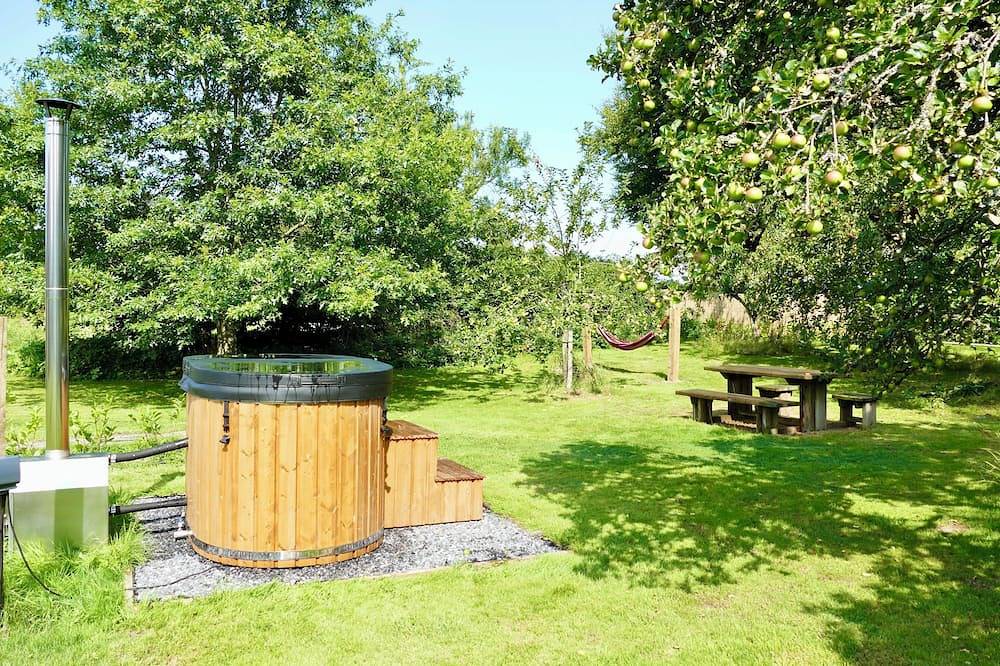 Glamping for 2 People in Carmarthenshire, South-Wales