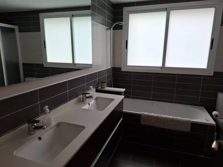 Casa rural para 9 personas, con jacuzzi además de piscina y jardín, Familias con niños en Comunidad Valenciana - 4