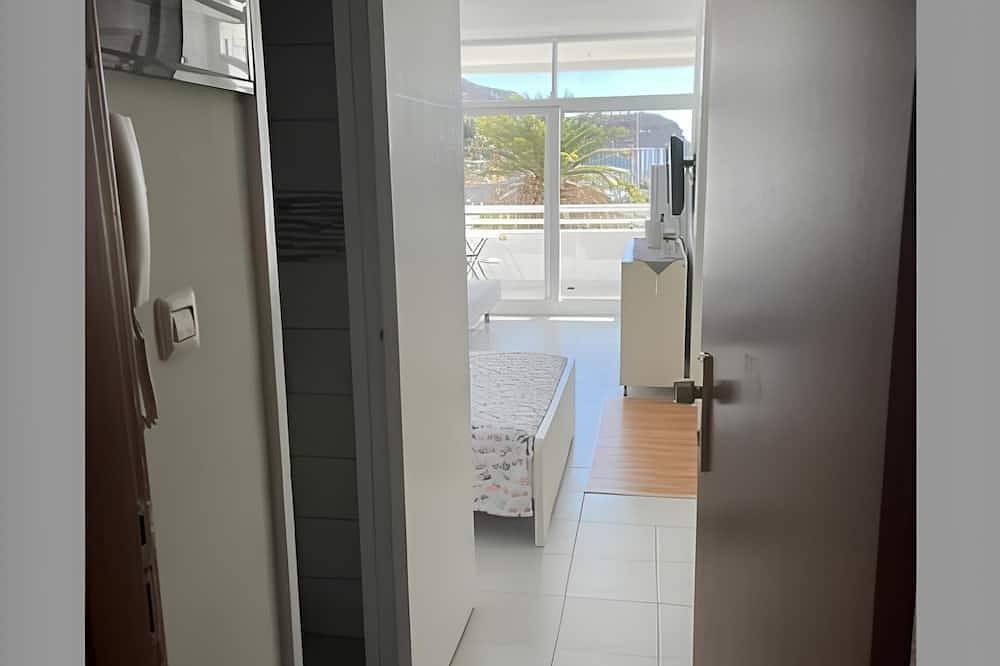 Ganze Wohnung, Sea view studio with balcony, 2 steps from the beach in Playa de Puerto Rico, Mogán