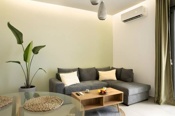 Ganze Wohnung, Apartment 'Sea View Uno 1' mit Meerblick, WLAN und Klimaanlage in Almyros Strand (Agios Nikolaos), Lasithi