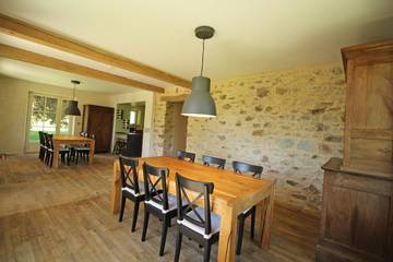 Gîte for 12 Guests in Coussac-Bonneval, Haute-Vienne, Picture 3