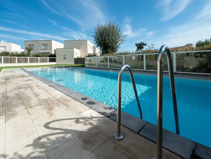 Ferienwohnung für 6 Personen, mit Garten und Pool in Sérignan