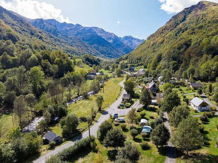 Mobil home pour 4 personnes, avec Terrasse et Sauna à Estaing