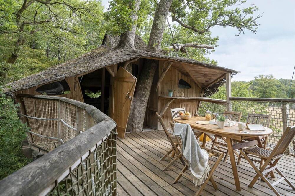 Tree-house Forest Camp 5/6p 2Bdrms in Pierrefitte-sur-Sauldre, Sologne