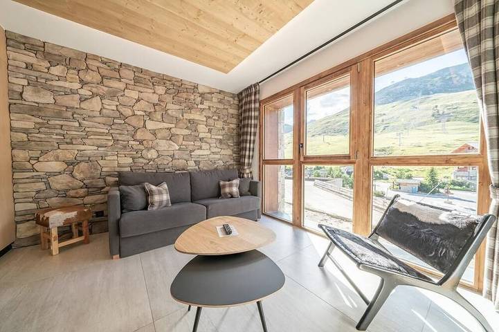 Gîte pour 5 personnes, avec Jacuzzi ainsi que Piscine et Sauna dans Office De Tourisme De Tignes Le Lac - 4