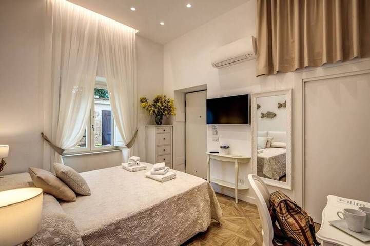 Holiday home for 2 people, with Balcony in Sorrento