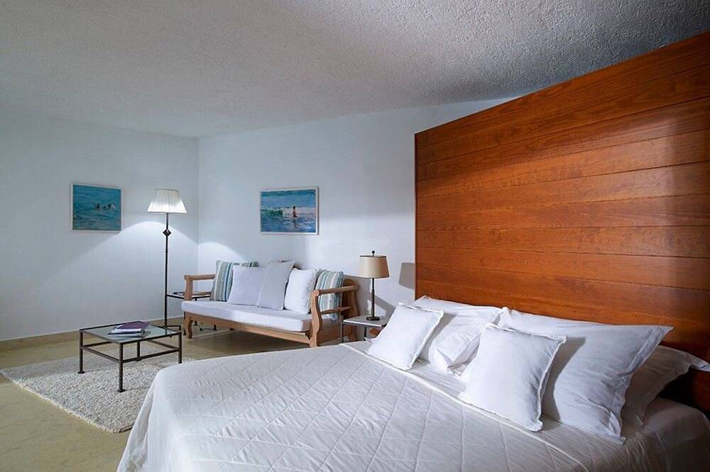 Luxury Crete Villa | Villa Daphne | Private Pool | Ocean Front | 1 Bdr | Nikolaos in Crète du Nord