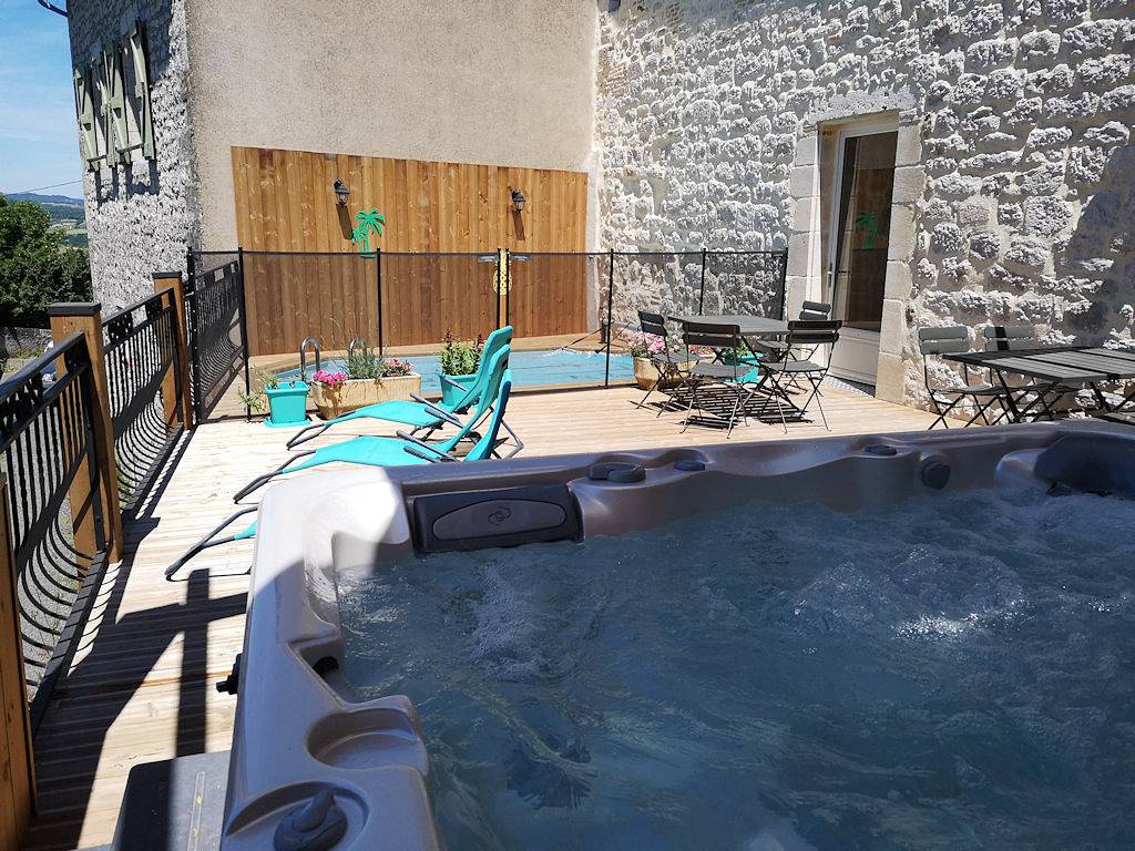 Maison de la Rose, vue exceptionnelle, spa Xxl in Castelnau-de-Montmiral, Région d'Albi