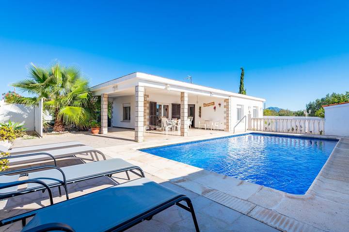 Apartamento para 6 personas, con Terraza además de Jardín y Piscina en Vinaroz