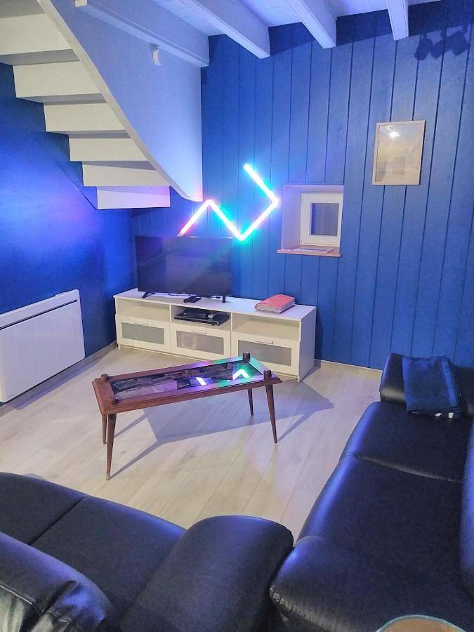 Three-Bedroom House in La Chapelle-Agnon, Région d'Ambert