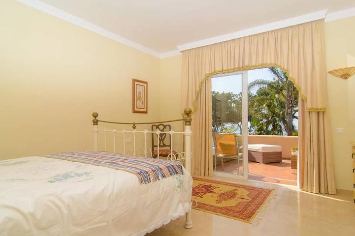 Ferienhaus für 4 Personen, mit Garten und Sauna sowie Pool und Balkon in Estepona - 3