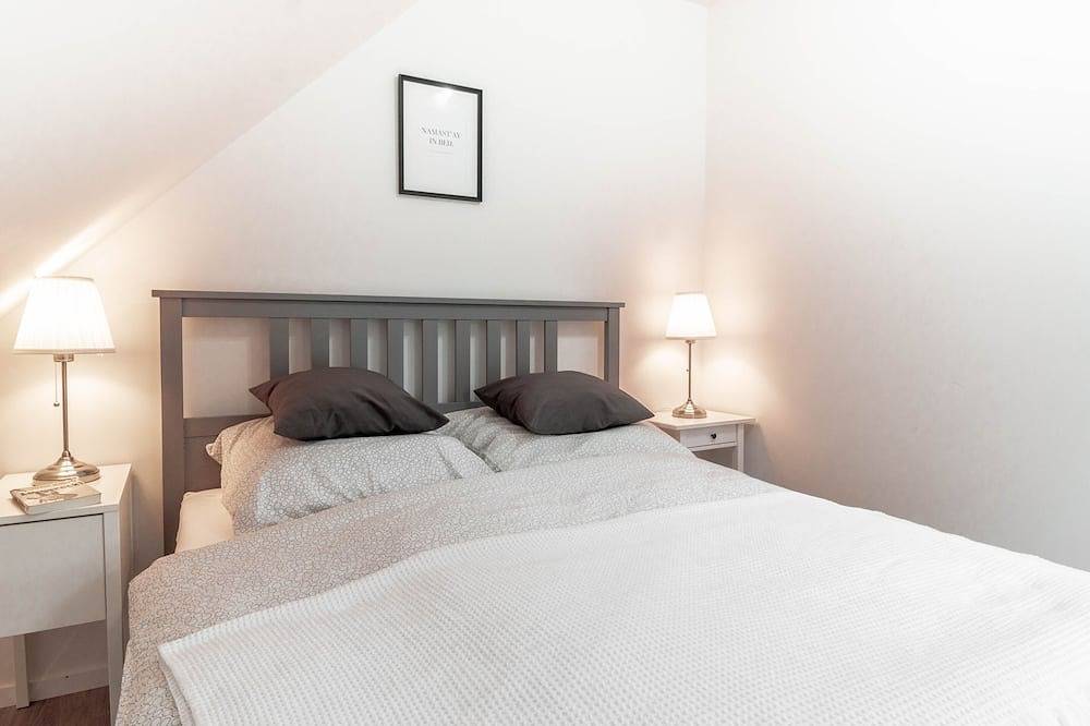 Ganze Wohnung, Wunderschöne Ferienwohnung \"Gute Stube\" in ländlicher Lage in Unterweser, Brake