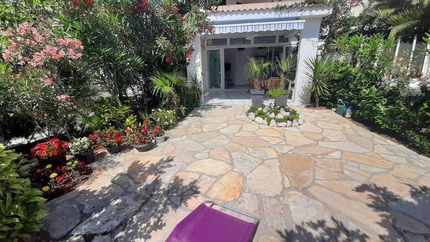 Gîte pour 3 personnes, avec balcon/terrasse à Gajac - 2