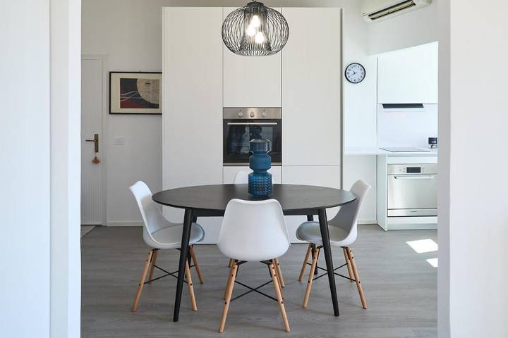 Location de vacances pour 4 personnes, avec Balcon et Terrasse ainsi que Jardin et Vue à Fano