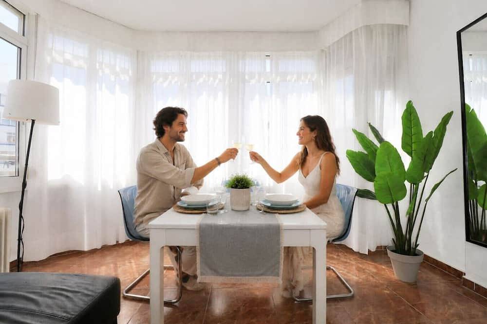 Ganze Wohnung, Marvelluz | Ocean & Mountain Views | Central | Quiet in Torremolinos Zentrum, Torremolinos