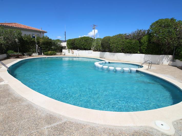 Location de vacances pour 6 personnes, avec piscine et jardin à Llançà - 4