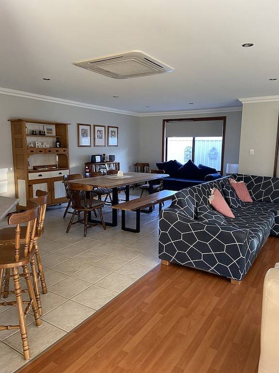18 Barbican Close befindet sich in der Wallaroo Marina in Wallaroo, South Australia