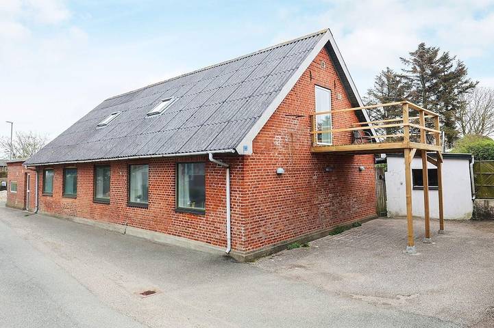Ferienhaus für 10 Personen, mit Terrasse
