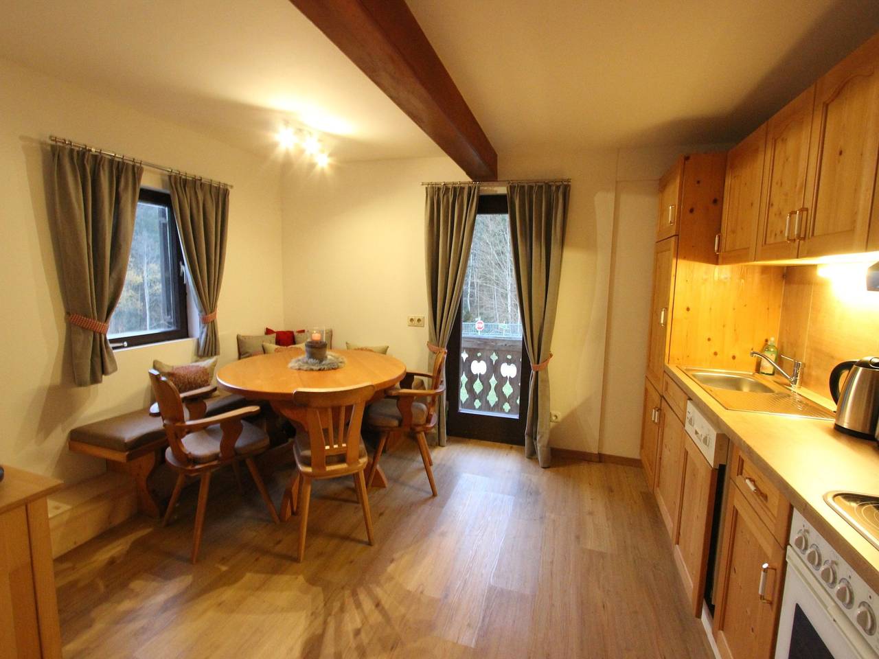 Ferienhaus für 10 Personen mit Garten in Hopfgarten im Brixental, Kaisergebirge