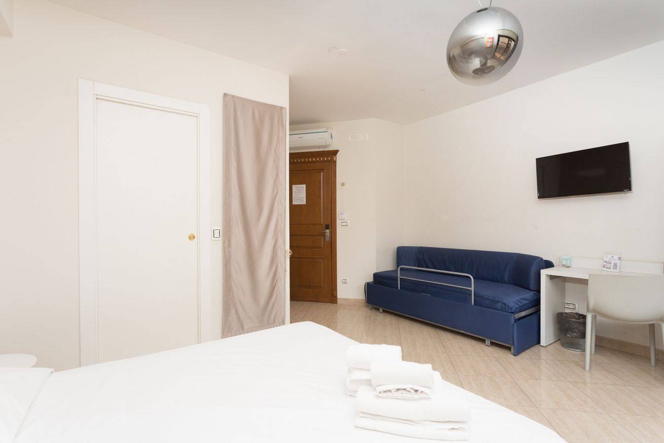 Appartamento intero, Triple G Rooftop 104 By Dimorra in Napoli, Napoli e dintorni