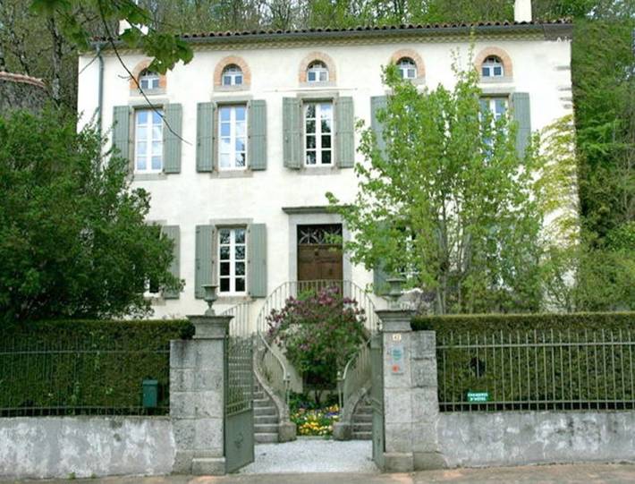 Cottage pour 4 personnes, avec jardin à Les Cammazes