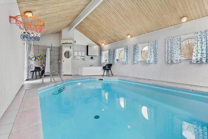 Ferienhaus für 6 Personen, mit Sauna und Pool sowie Whirlpool und Terrasse, mit Haustier in Lyngsbæk Strand - 3