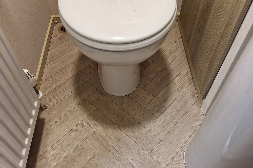 Highfield Grange Holiday Park\n3 Bed Sleeps 8 in Clacton-on-Sea, Essex