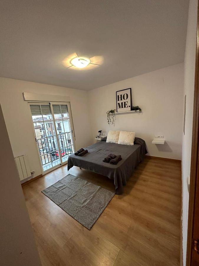 Gîte pour 4 personnes, avec Balcon et Vue à La Zubia - 2