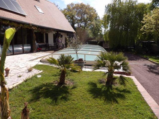 Gîte pour 5 personnes, avec Balcon et Piscine à Janville