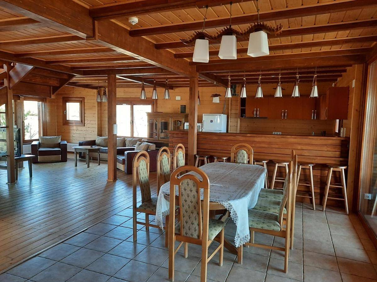 Sat de vacanta Ciprian Porumbescu in Karpaty (Rumunia)