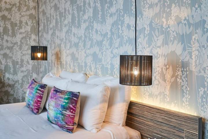 Hôtel pour 2 personnes, avec terrasse dans Surbiton - 2